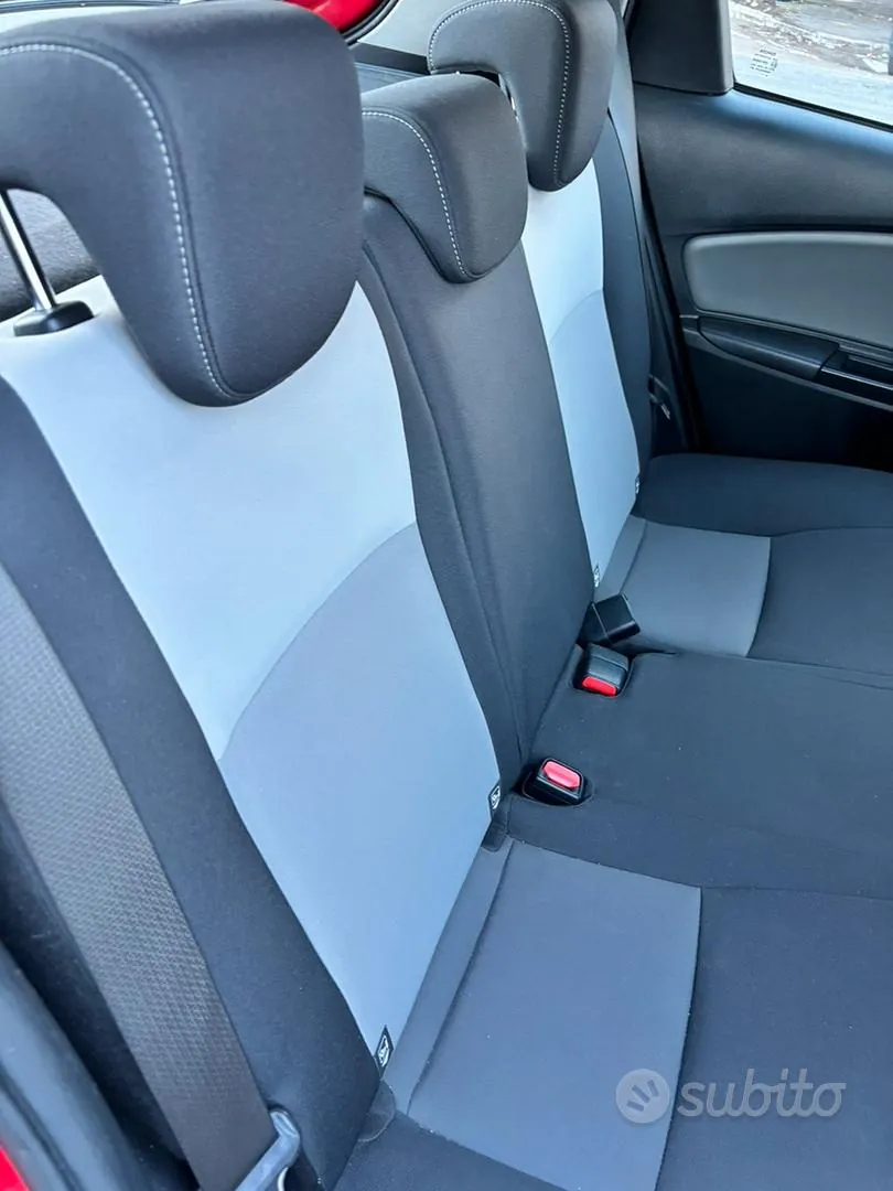 Toyota Yaris 2020 photo 3
