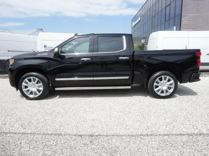 Chevrolet Silverado 2026 photo 4