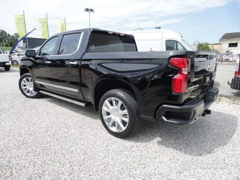 Chevrolet Silverado 2026 photo 5