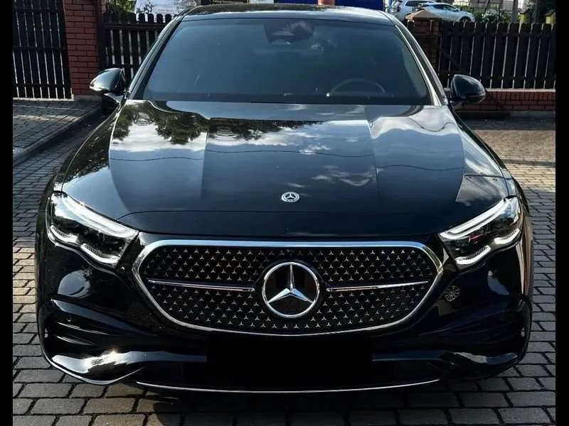 Mercedes-Benz E 220 D