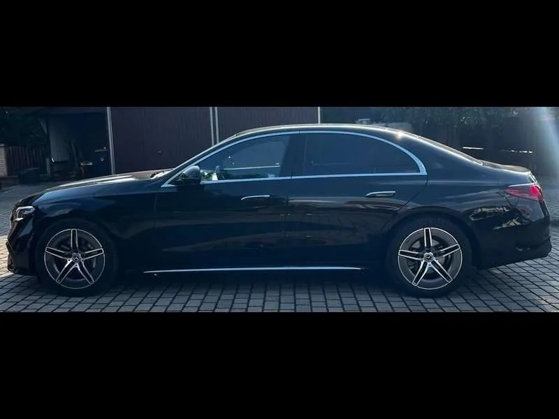 Mercedes-Benz E 220 D 2024 photo 3