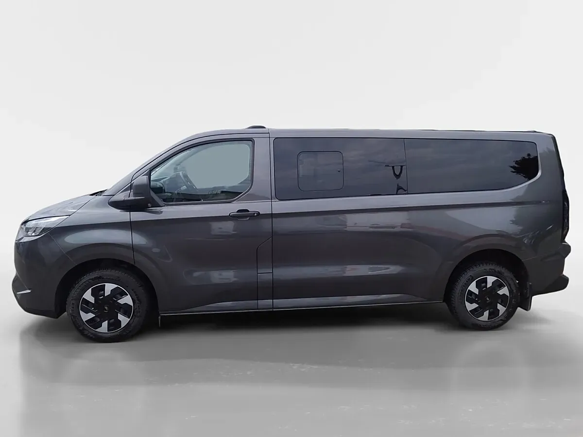 Ford Transit Custom 2026 photo 2