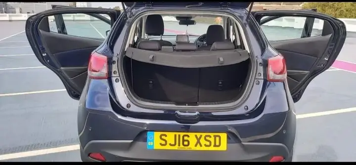 Mazda Mazda2 2016 photo 5
