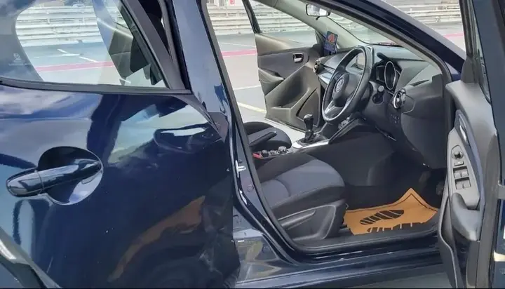 Mazda Mazda2 2016 photo 3
