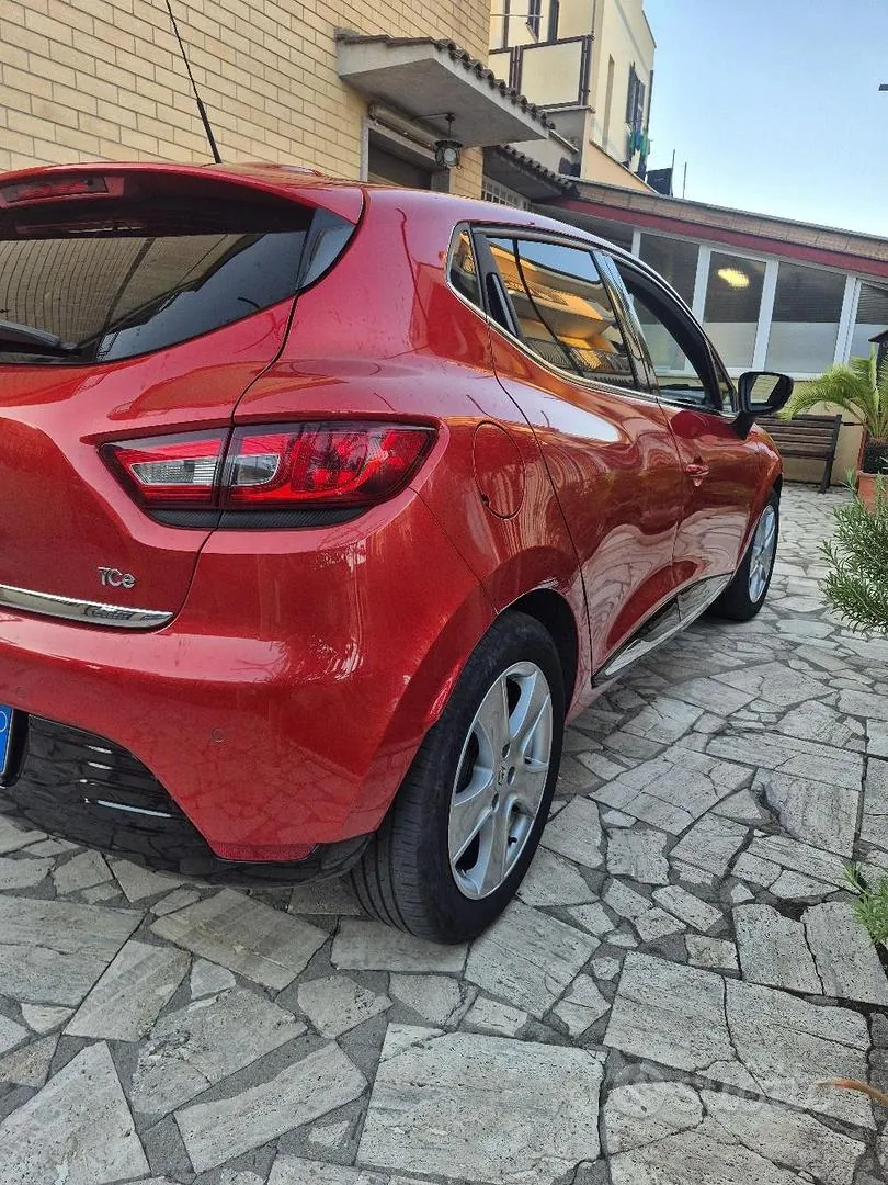 Renault Clio 2013 photo 2