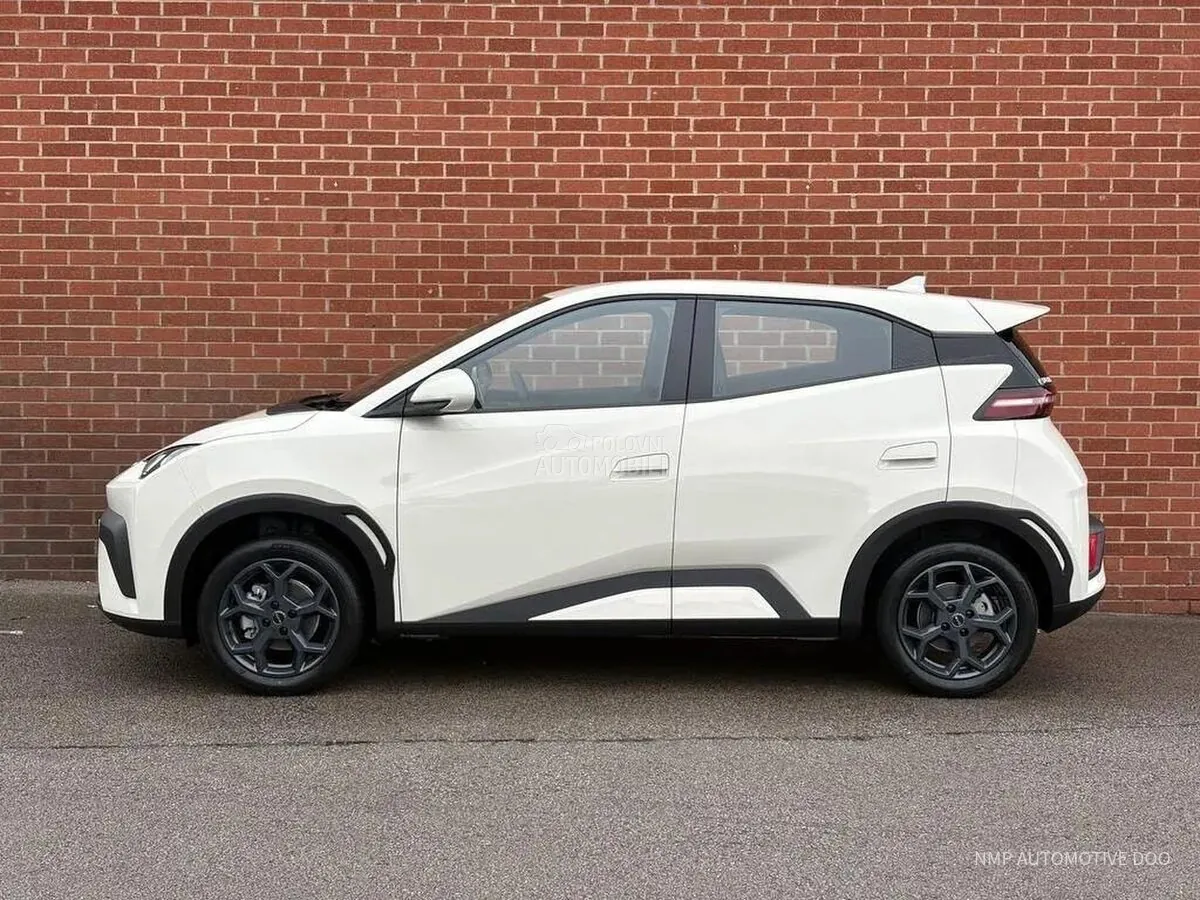 BYD Dolphin 2026 photo 3