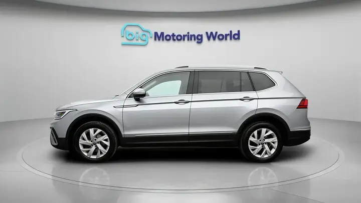 Volkswagen Tiguan Allspace 2023 photo 5