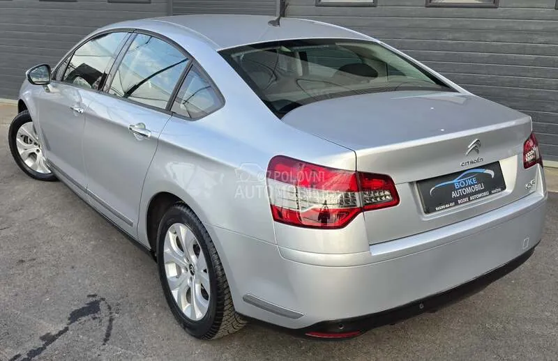Citroen C5 2012 photo 4