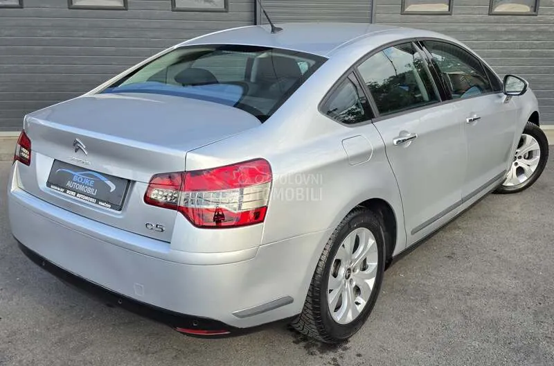 Citroen C5 2012 photo 2