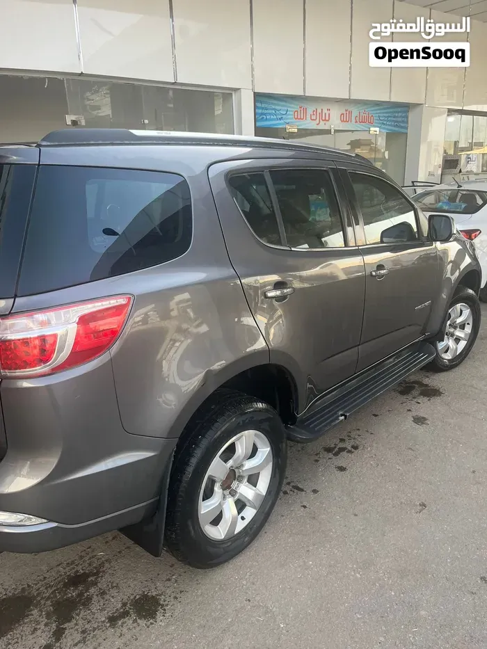 Chevrolet Trailblazer 2013 photo 2
