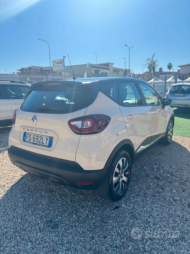 Renault Captur 2018 photo 4