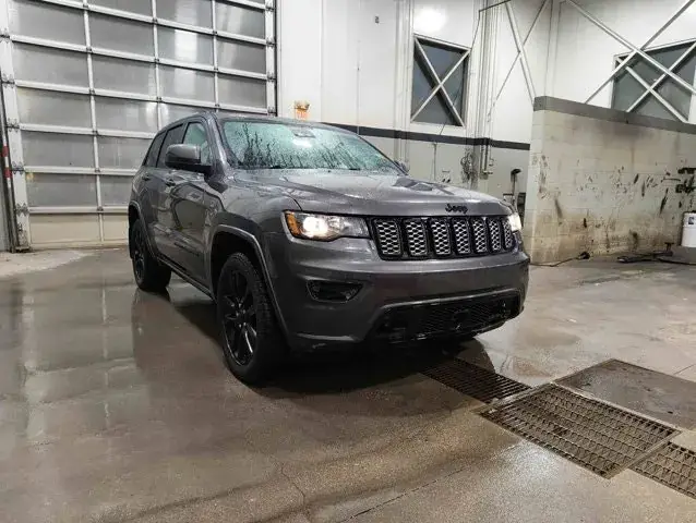 Jeep Grand Cherokee 2021 photo 3