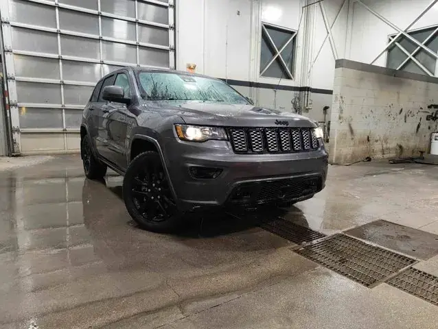 Jeep Grand Cherokee 2021 photo 2