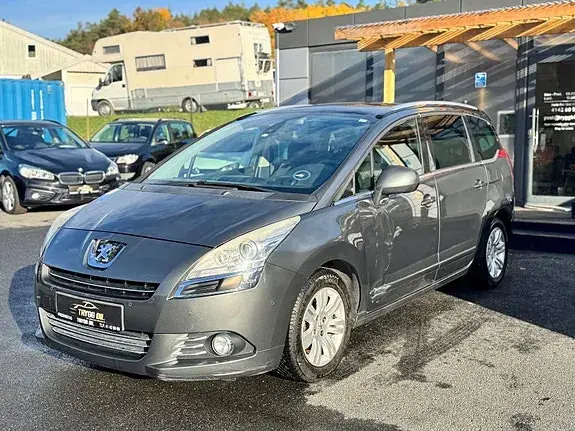 Peugeot 5008 2011 photo 4