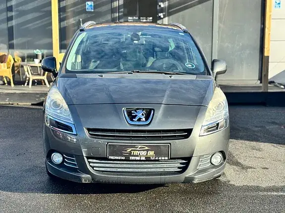Peugeot 5008 2011 photo 2
