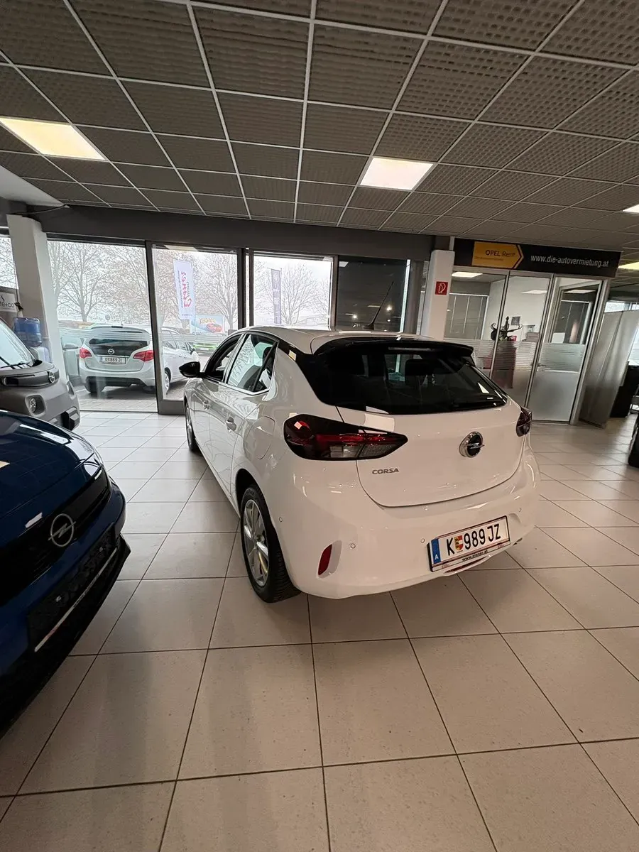 Opel Corsa 2023 photo 3