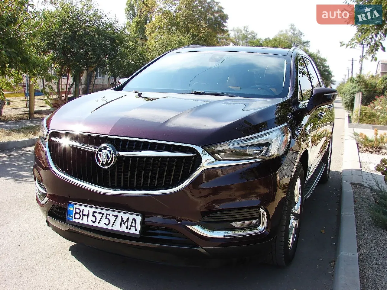 Buick Enclave 2018 photo 2