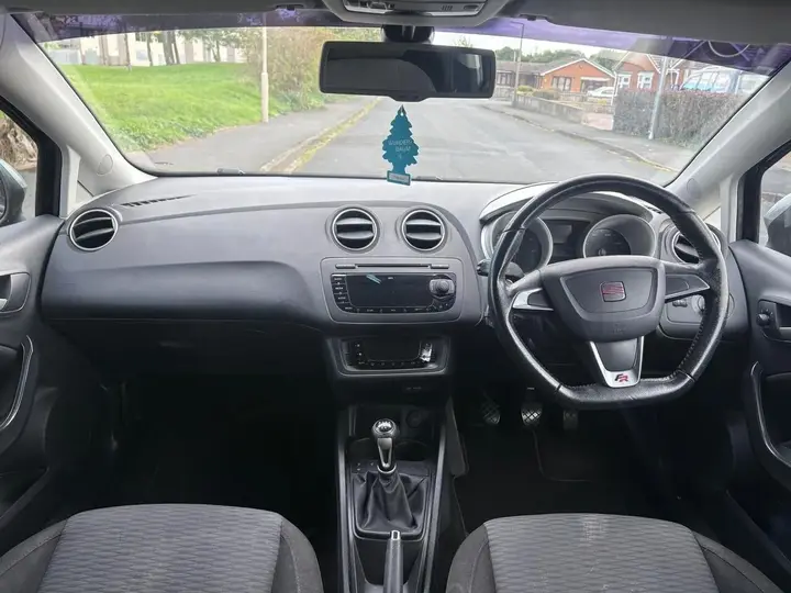 Seat Ibiza 2011 photo 5