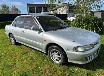 Mitsubishi Lancer 1994 photo 2