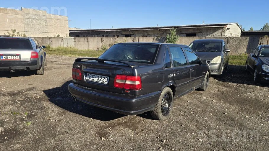 Volvo S70 1998 photo 2