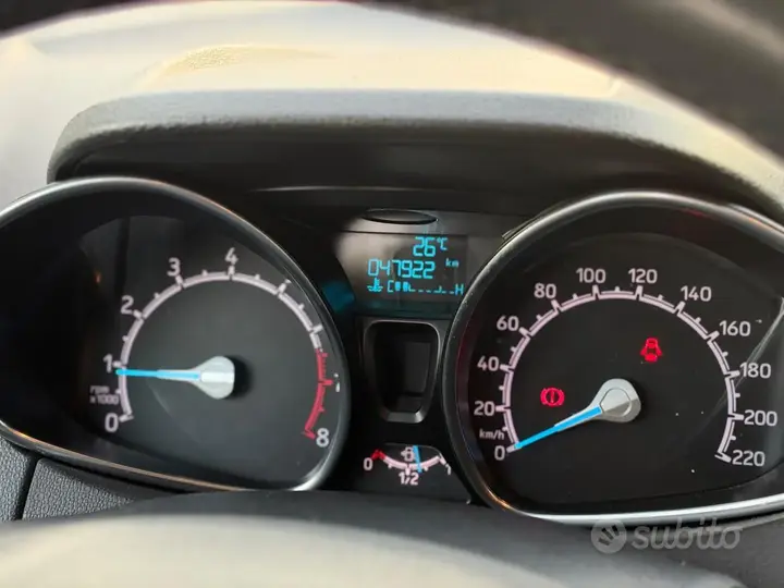 Ford Ecosport 2016 photo 3