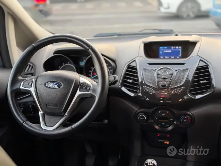 Ford Ecosport 2016 photo 2
