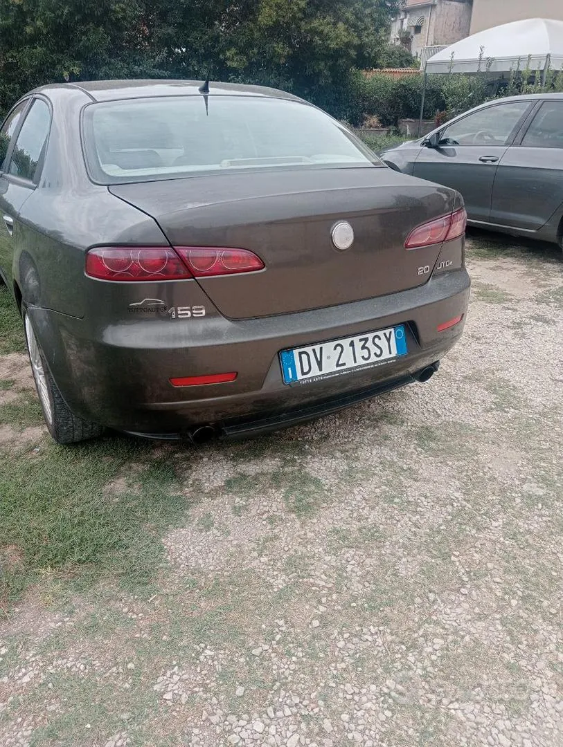Alfa Romeo 159 2009 photo 4