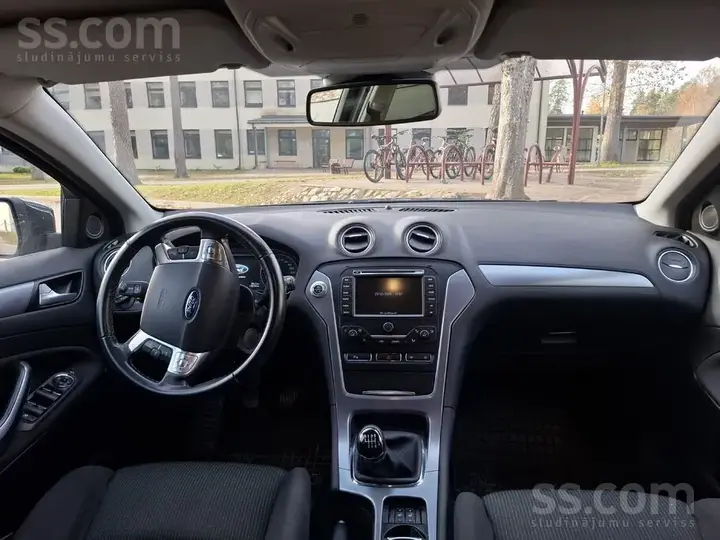 Ford Mondeo 2014 photo 5