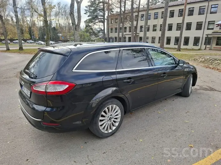 Ford Mondeo 2014 photo 2