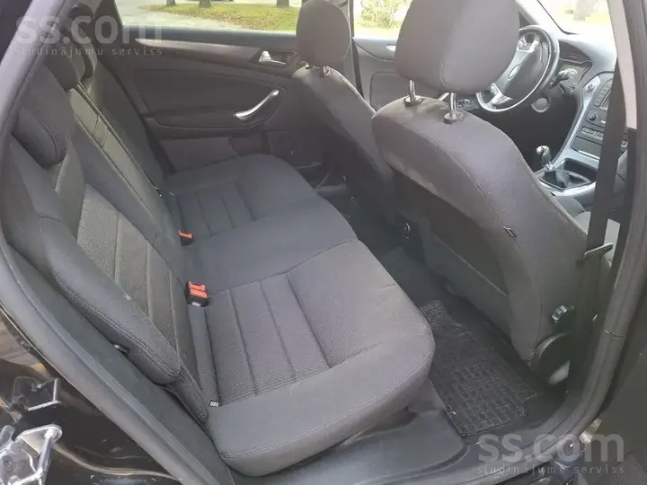 Ford Mondeo 2014 photo 4