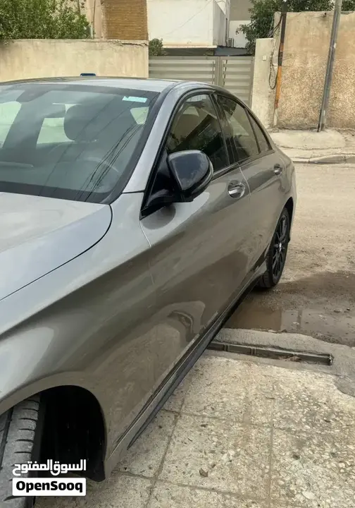 Mercedes-Benz C-Class 2019 photo 2