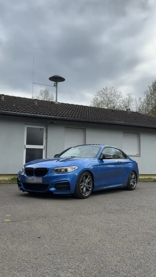 BMW M240I