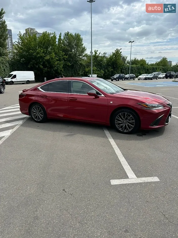 Lexus Es 2019 photo 2