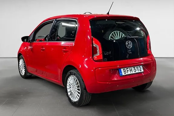 Volkswagen Up 2014 photo 5