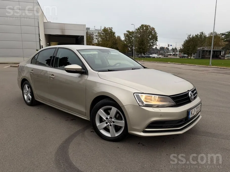 Volkswagen Jetta 2016 photo 2
