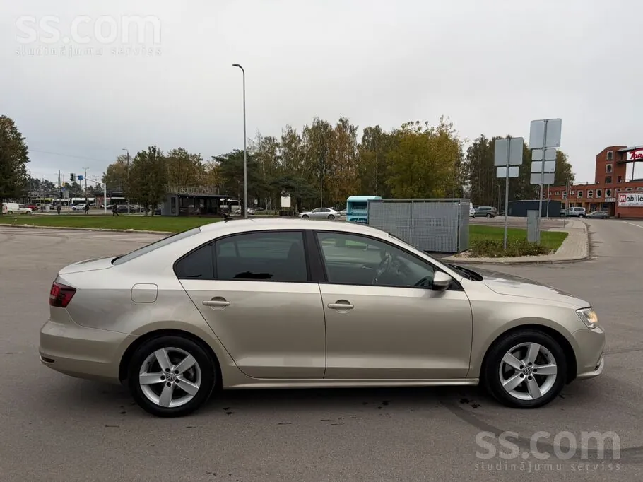 Volkswagen Jetta 2016 photo 4