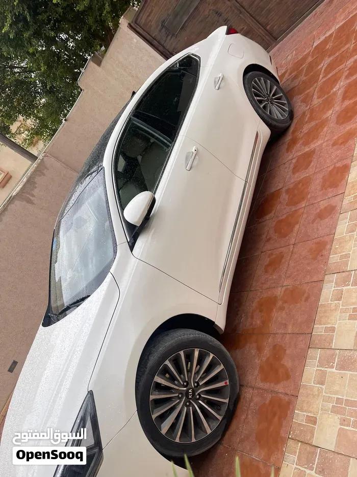 Kia Cadenza 2017 photo 4