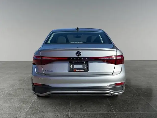 Volkswagen Jetta 2025 photo 5