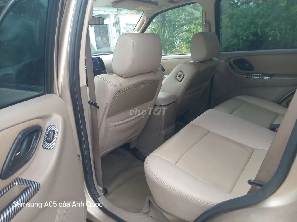 Ford Escape 2005 photo 3