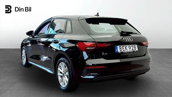 Audi A3 2023 photo 3