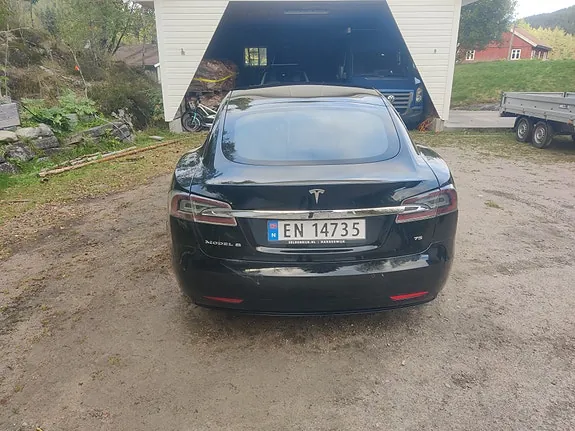 Tesla Model S 2017 photo 4