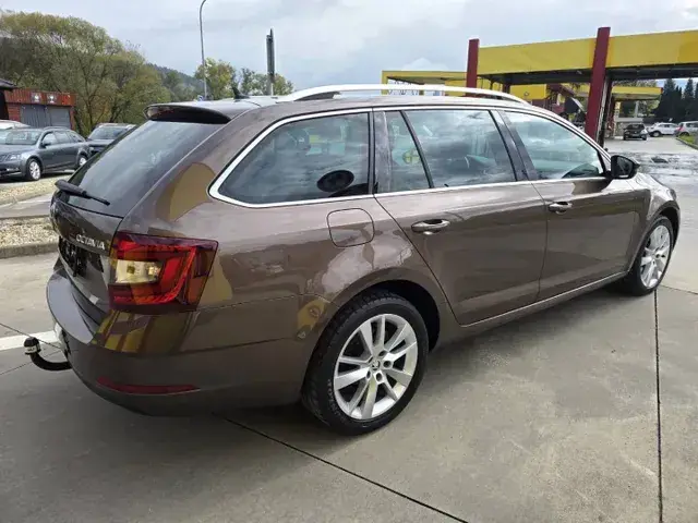 Skoda Octavia Combi 2017 photo 4