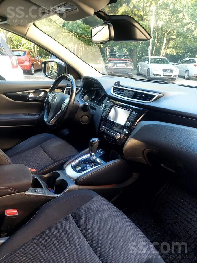 Nissan Qashqai 2017 photo 2