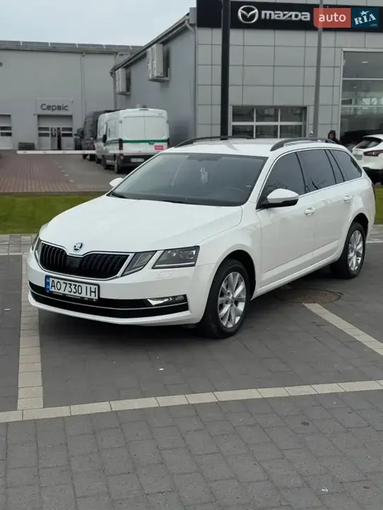 Skoda Octavia 2018 photo 2