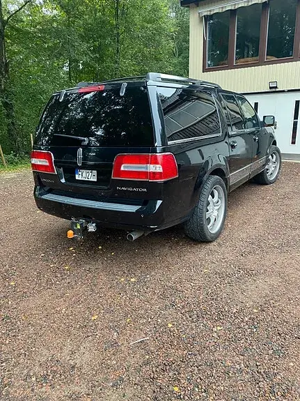 Lincoln Navigator 2009 photo 4