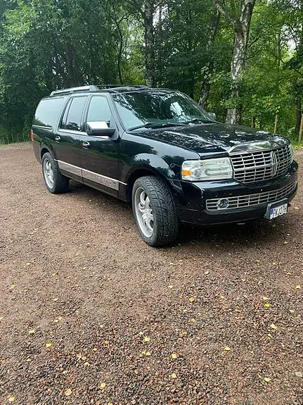 Lincoln Navigator