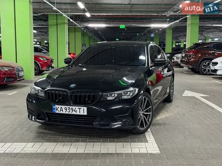 BMW 3 Series 2019 photo 5