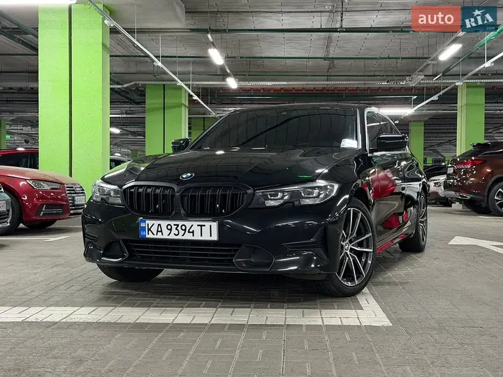 BMW 3 Series 2019 photo 4