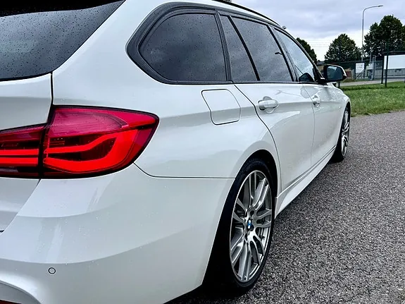 BMW 330D 2017 photo 5