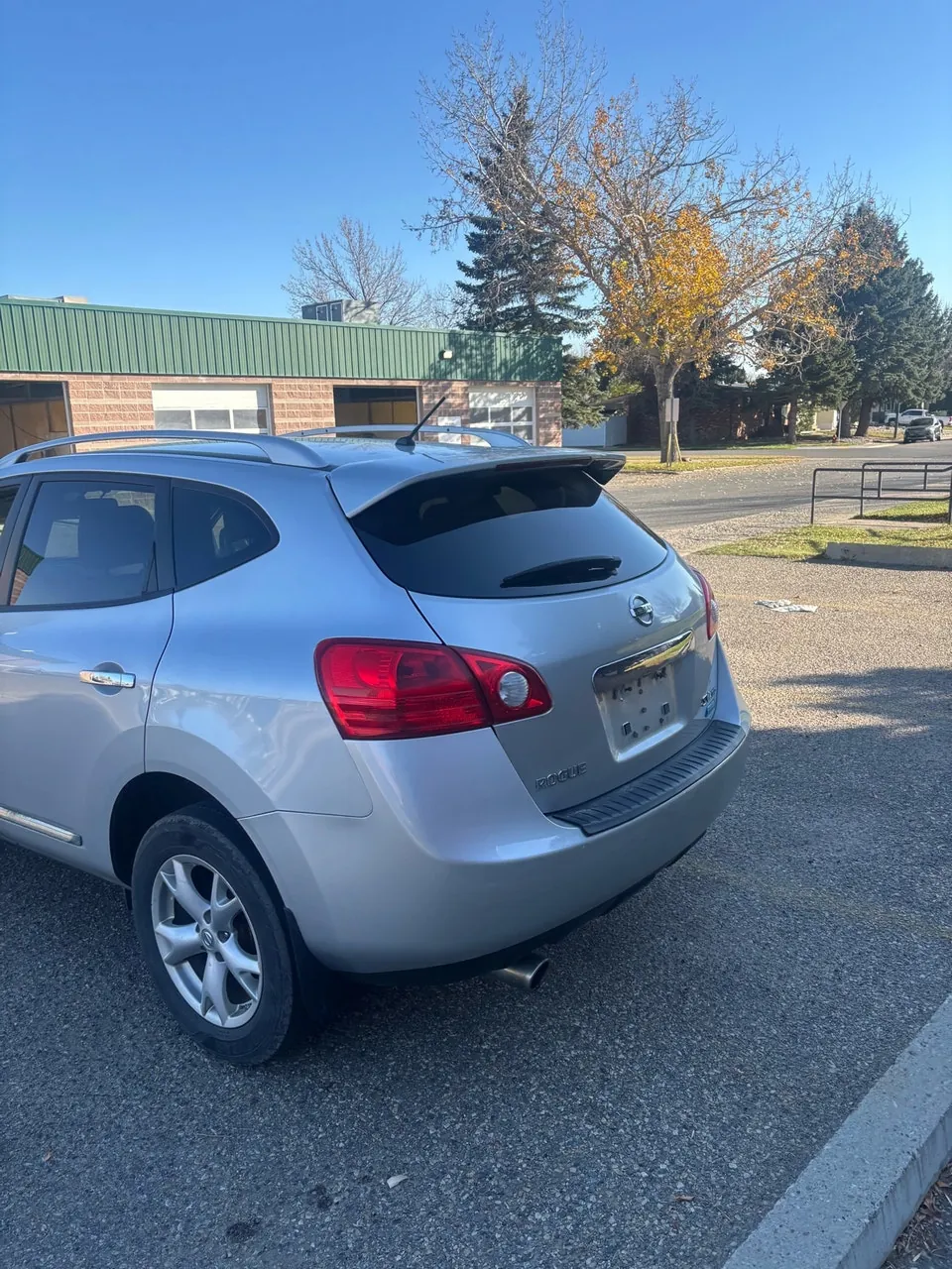 Nissan Rogue 2011 photo 2